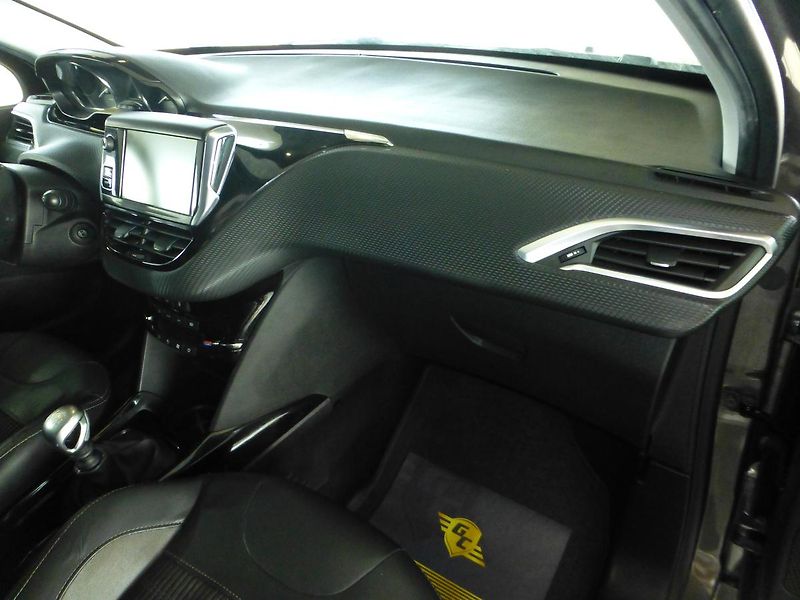 Peugeot 2008 (2015) 1,6HDI-88KW*NAVI*ALU*VYHŘ.SED* - fotka 13 z 17