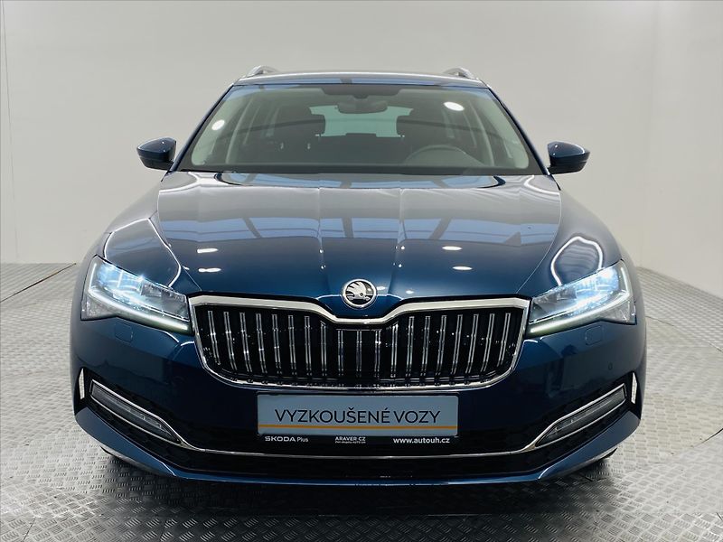 Škoda Superb 2,0 TDI 147kW DSG Style - fotka 4 z 29