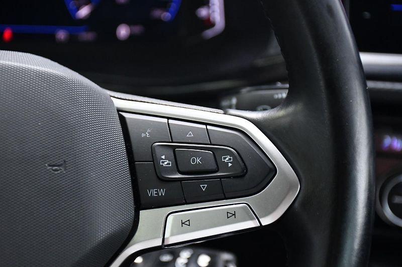 Volkswagen Multivan 2.0TDI BULLI VIRTUA DCC TAŽNÉ  - fotka 25 z 37