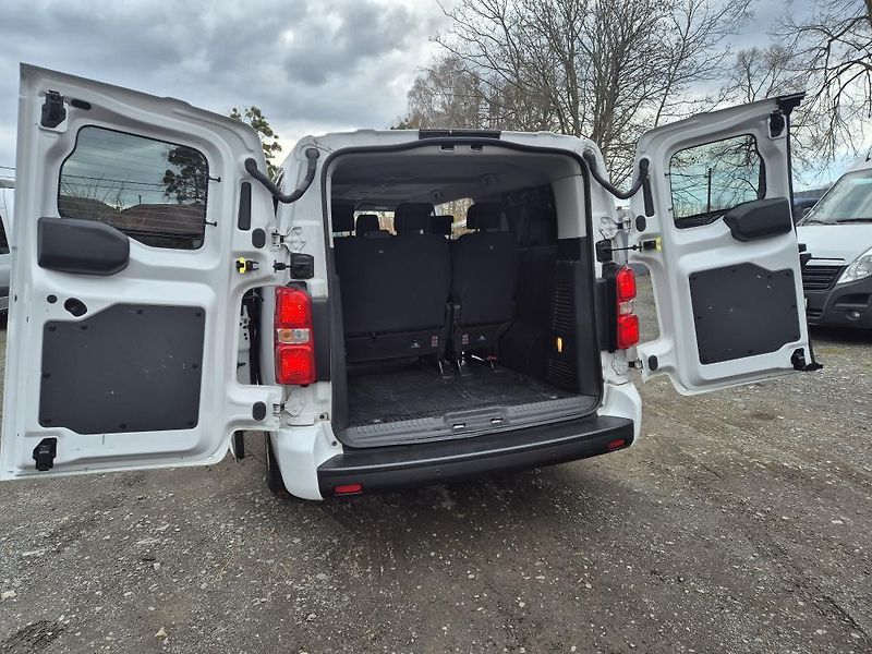 Toyota ProAce Verso (2023) - fotka 7 z 18