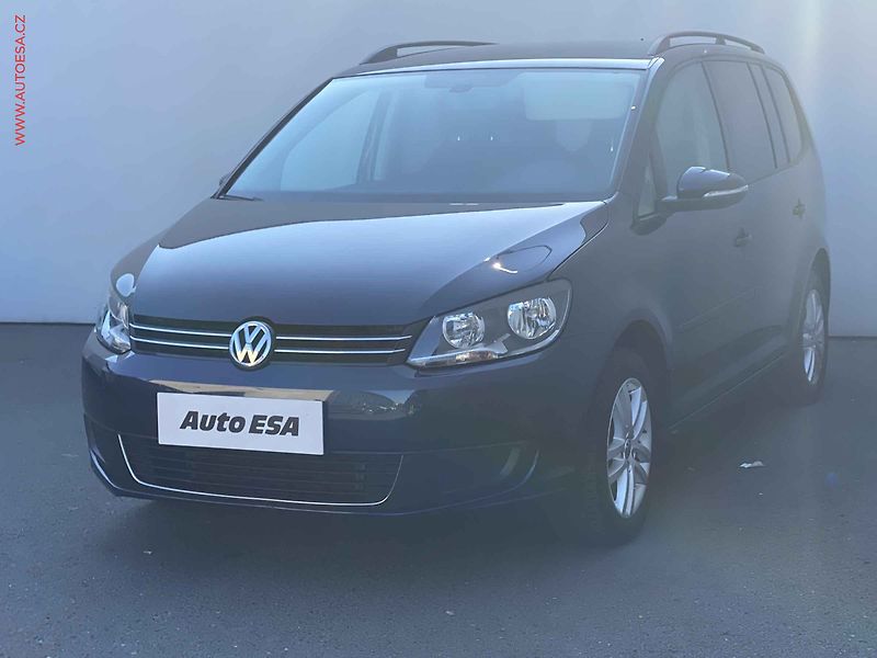 Volkswagen Touran (2014) 2.0 TDi, Comfortline, +kola - fotka 3 z 18