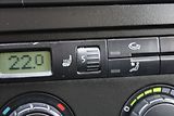 Škoda Octavia 1,6 MPI  TAŽNÉ,ELEGANCE - náhled 14