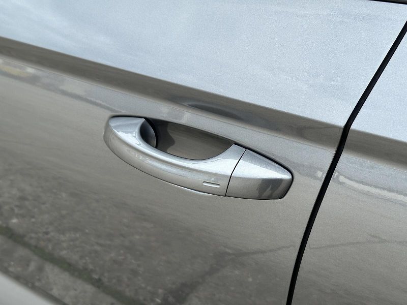 Škoda Karoq 1.5TSi DSG 150PS Sportline Mat - fotka 12 z 50