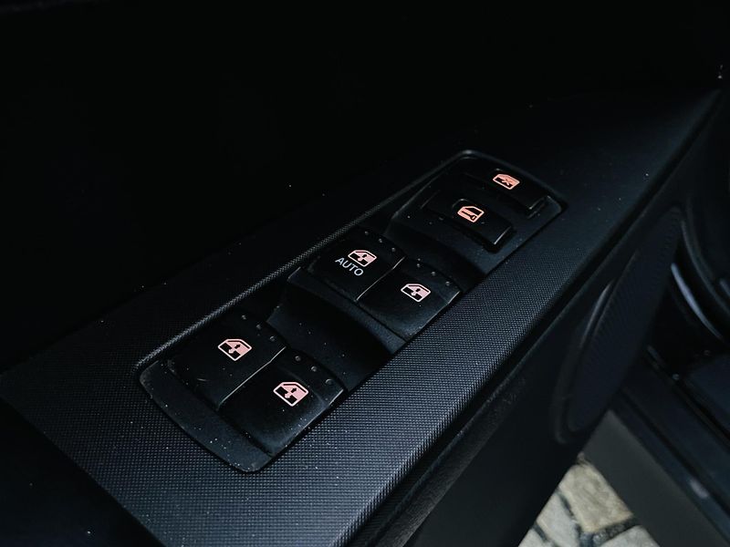 SsangYong Actyon 2.0TD 4x4 MAN SERVISKA TAŽNÉ - fotka 33 z 41