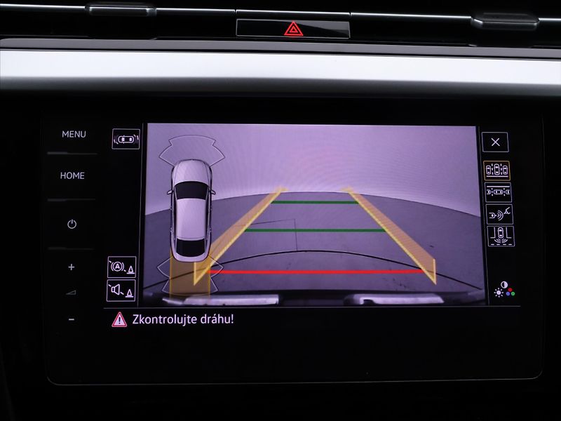 Volkswagen Arteon 2,0 TSI 200kW 4MOT R-Line DSG - fotka 26 z 38