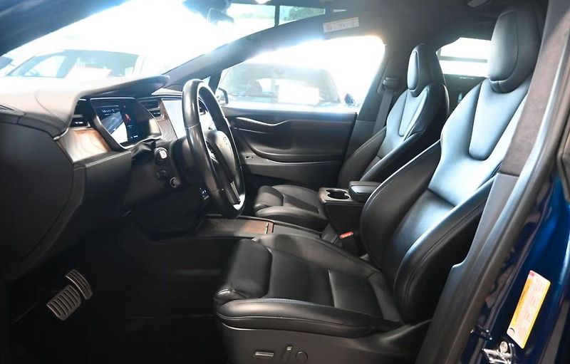 Tesla Model X Performance AWD Ludicrous Taž. - fotka 7 z 25