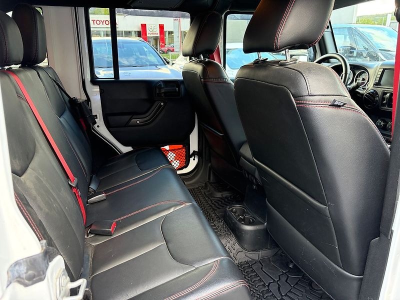 Jeep Wrangler 2.8 CRDi 147kW AT6 - fotka 8 z 10