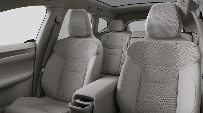 Volvo EX60 (2026)  P10 AWD Electric Ultra - fotka 10 z 13