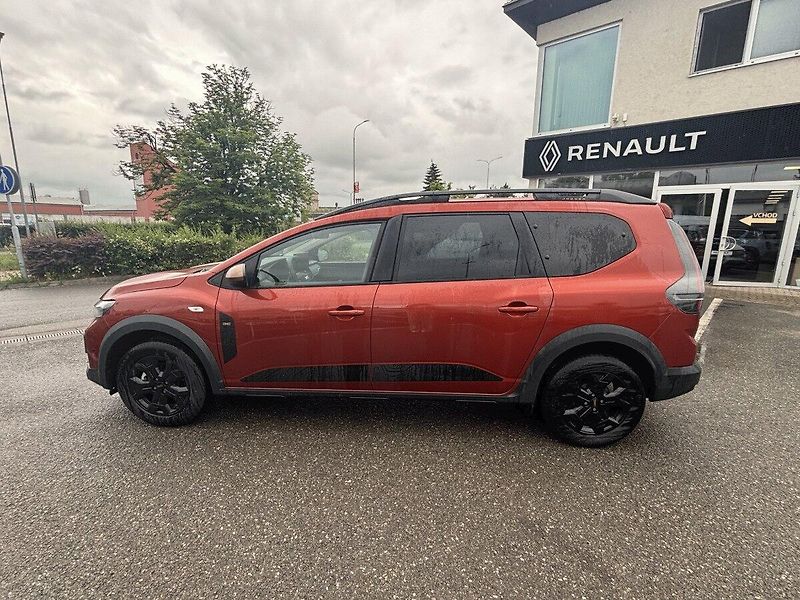 Dacia Jogger (2026) Extreme TCe 110 7 míst - fotka 2 z 11