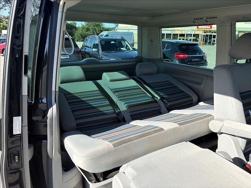 Volkswagen California 2,0 TDi103kW Beach,1.Maj,Servi - fotka 24 z 34