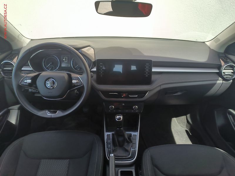 Škoda Fabia (2023) 1.0 TSi, Style, navi - fotka 8 z 25