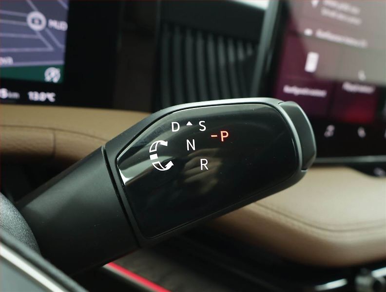 Škoda Superb (2024) Laurin&Klement 2.0 TDI - fotka 13 z 18