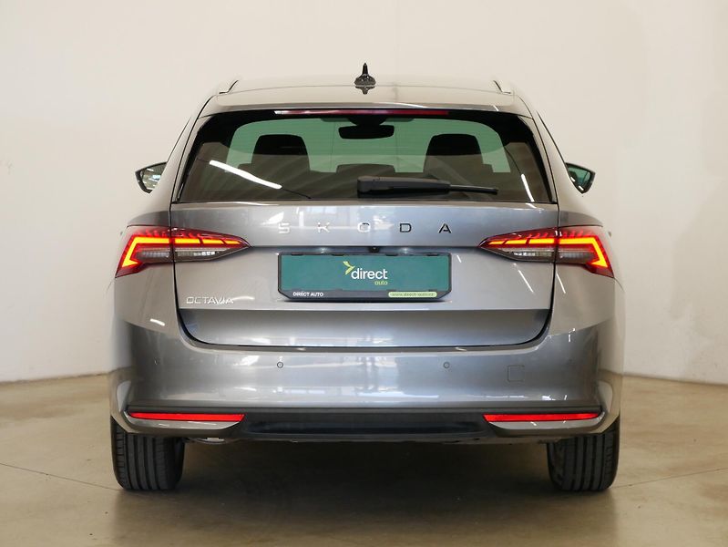 Škoda Octavia - fotka 6 z 29