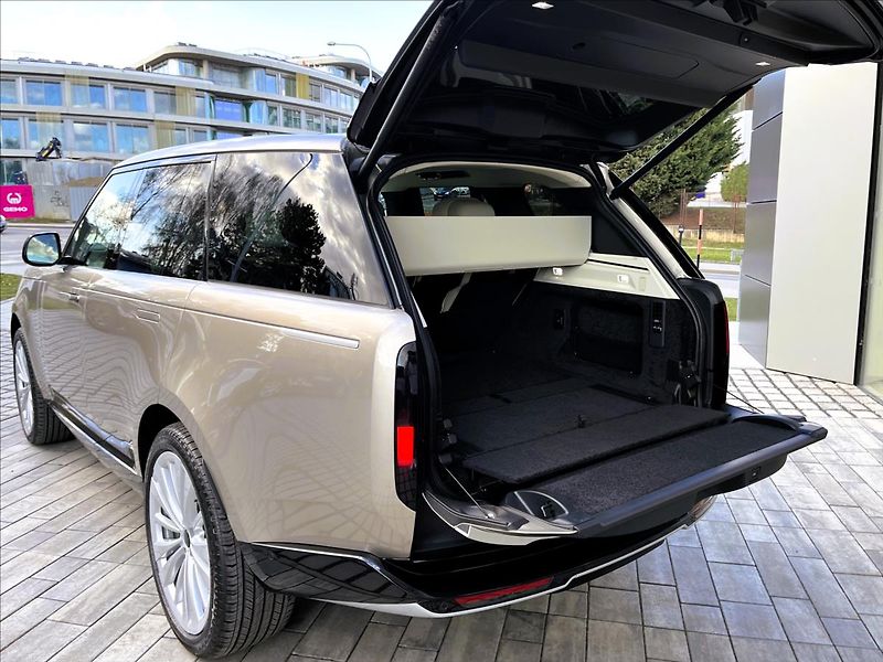 Land Rover Range Rover (2026) 4,4 P540 V8 AUTOBIOGRAPHY SWB* - fotka 7 z 38