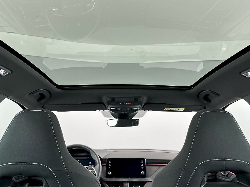Škoda Kamiq (2025) DSG 1.0TSI 85kW Monte Carlo - fotka 29 z 32