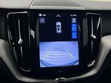 Volvo XC60 B4 AWD R-DESIGN AUT CZ - náhled 31