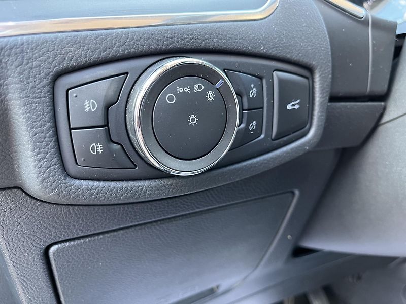 Ford S-MAX (2021) 2.0EcoTAŽNÉ*LIFT*2KAMERA*SPORT - fotka 31 z 42
