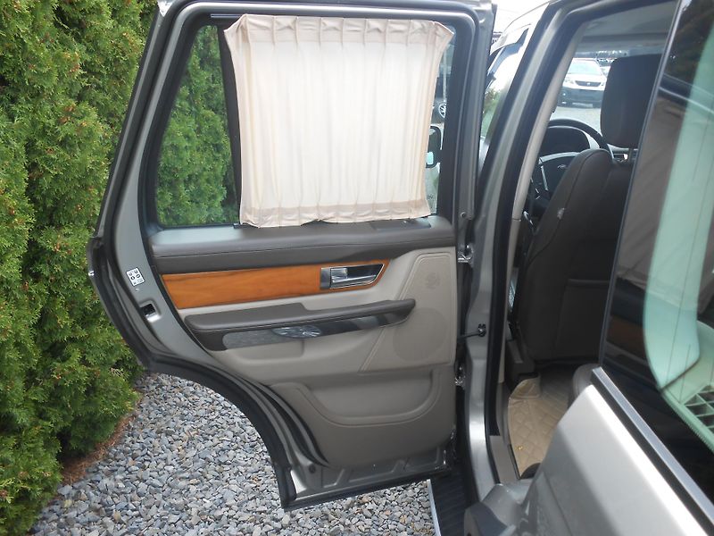 Land Rover Range Rover Sport 3.0D,180KW,4x4,XENONY,Tažné! - fotka 27 z 48