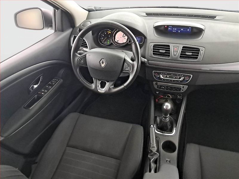 Renault Mégane (2015) Limited 1.5 dCi, Serv.kniha - fotka 7 z 16