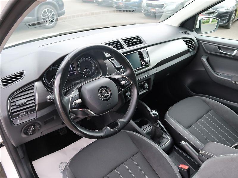 Škoda Fabia 1,0 TSi,70kW,Style,1majČR,DPH - fotka 9 z 27