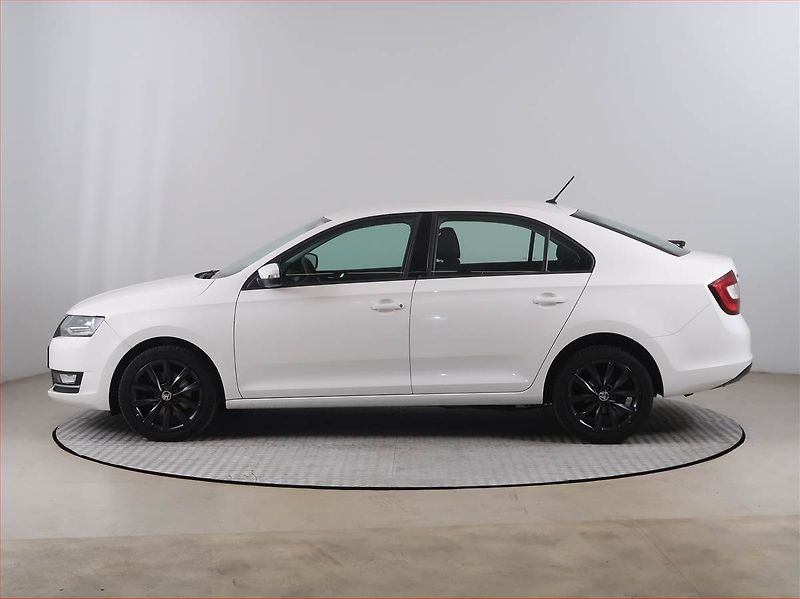Škoda Rapid (2017) Style 1.0 TSI, Serv.kniha - fotka 3 z 16