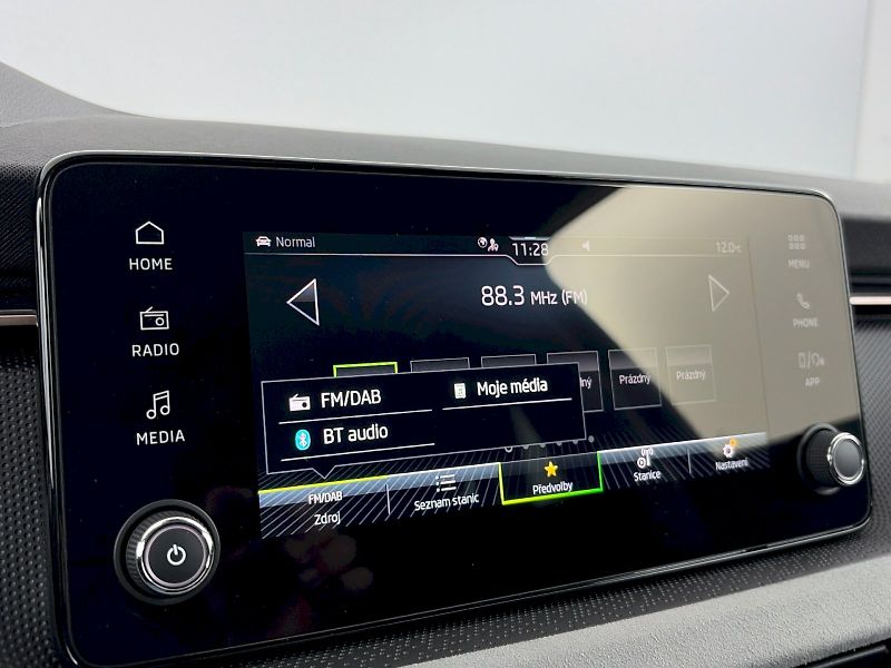 Škoda Scala (2025) DSG 1.0TSI 85kW Top Selection - fotka 16 z 31