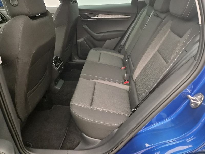 Škoda Karoq 1.5 TSI Top selection - fotka 8 z 25