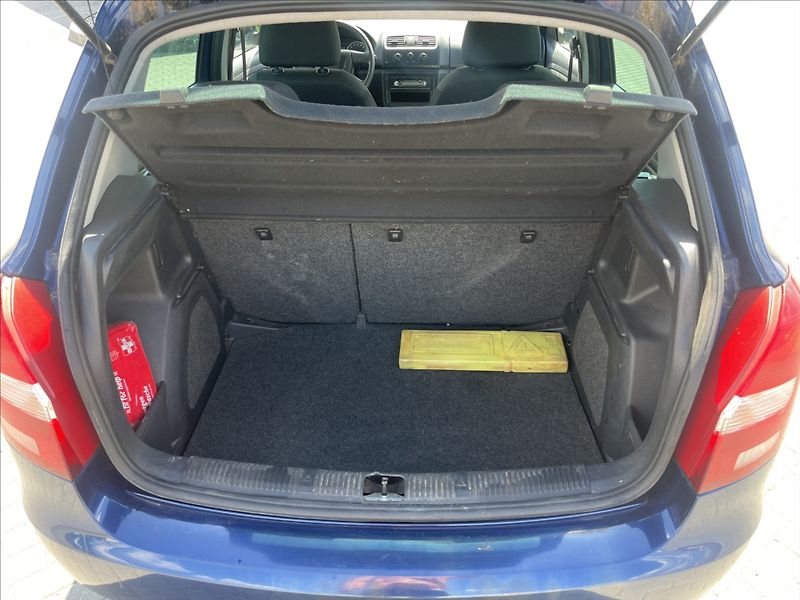 Škoda Fabia 1,4 i 16V Klima, po STK - fotka 9 z 41