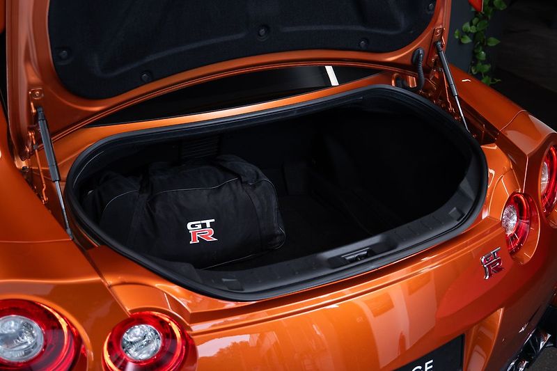 Nissan GT-R R35 BOSE - fotka 20 z 27