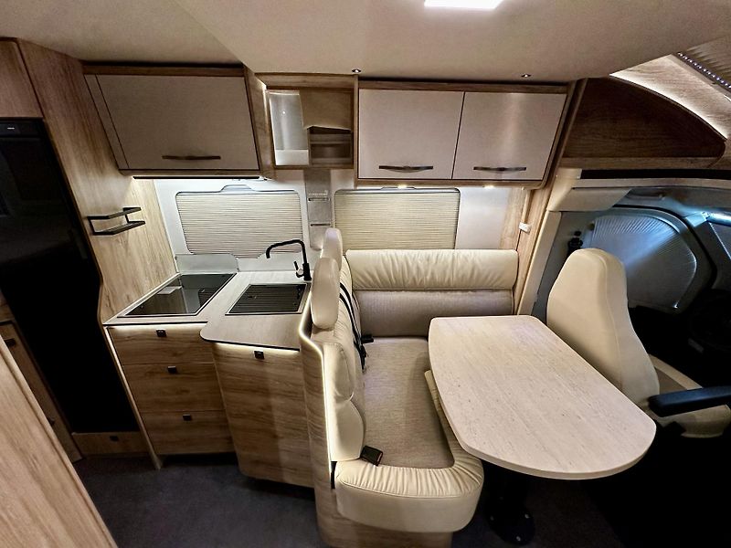 Eura Mobil Ostatní RS 695 HB-DPH-KLIMA-1.MAJ-ČR- - fotka 26 z 27