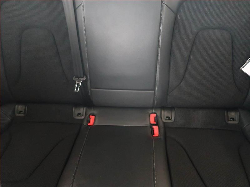 Audi A4 (2013) S-Line 3.0 TDI, 4X4, Automat - fotka 10 z 18