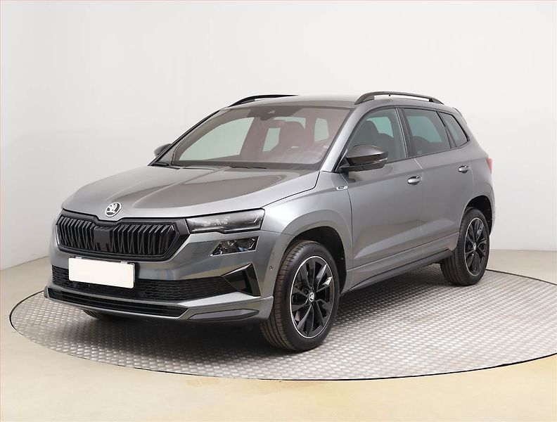 Škoda Karoq (2024) Sportline 1.5 TSI - fotka 2 z 24