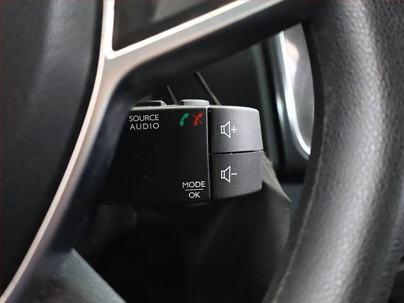 Dacia Logan (2019) 1.0 SCe, ČR,1.maj - fotka 12 z 12