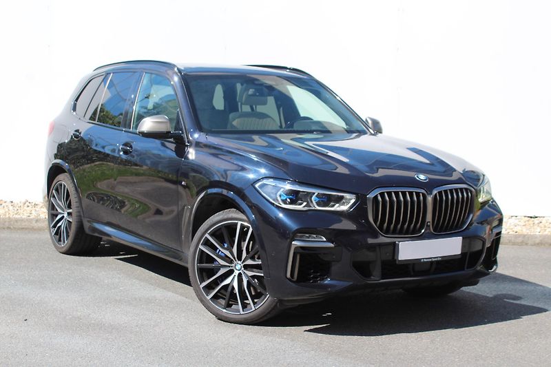BMW X5 M50d - fotka 7 z 27