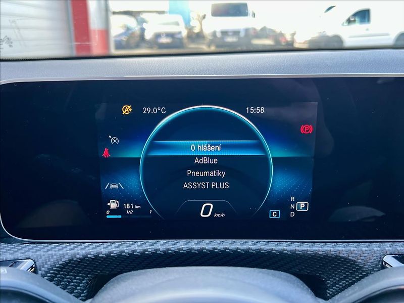 Mercedes-Benz CLA 180d SB LED NAVI  záruka - fotka 26 z 53