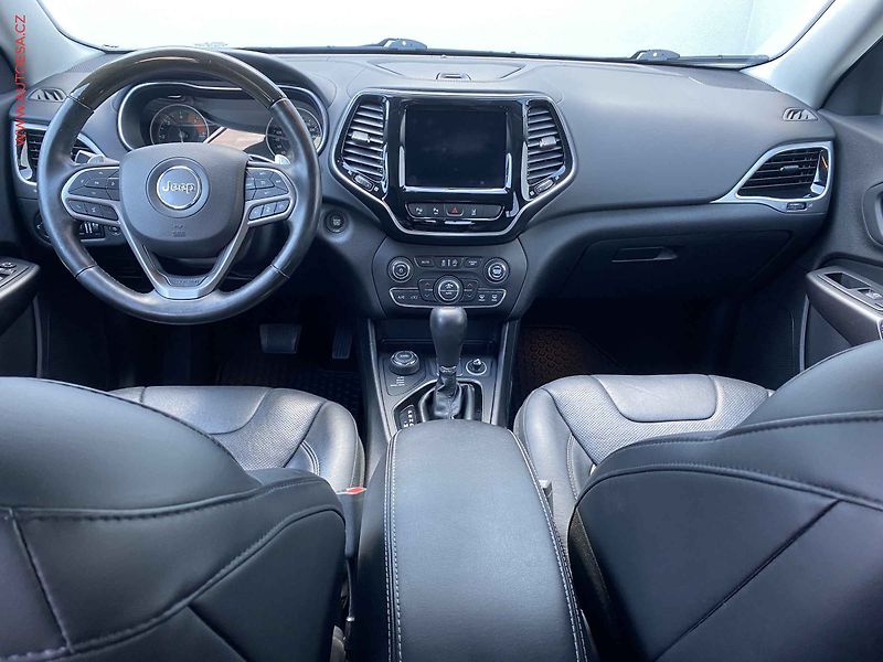 Jeep Cherokee (2019) 2.2 CRD 4x4, 2.maj,ČR - fotka 8 z 20
