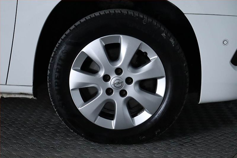 Opel Combo (2020) Maxi 1.5 CDTI, 3Místa, SR - fotka 14 z 22