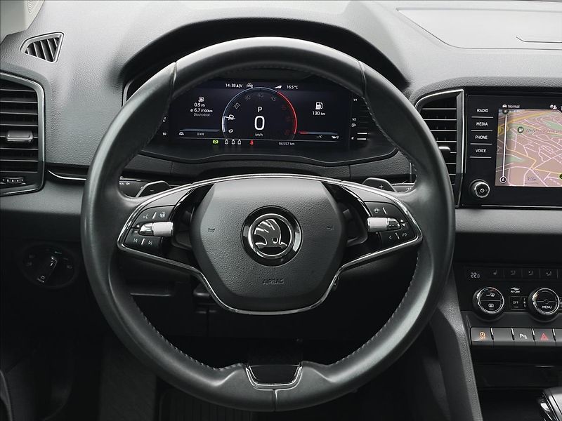 Škoda Karoq 2,0 TDI DSG 4x4 Style TAŽNÉ - fotka 8 z 24