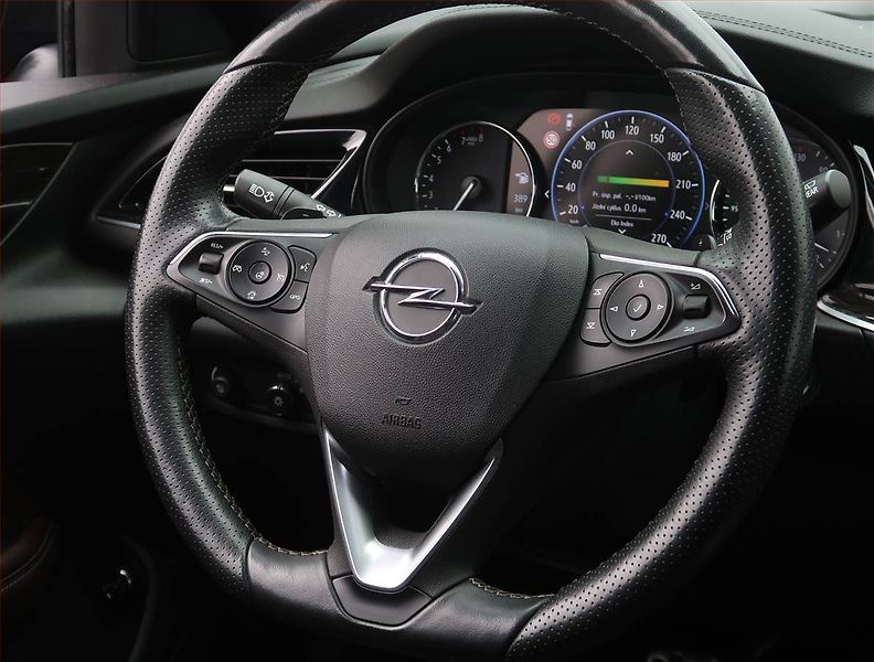 Opel Insignia (2021) 2.0 Turbo GSi, 4x4,Automat - fotka 26 z 27