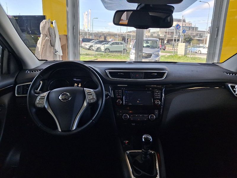 Nissan Qashqai 1.2DiG-T 85kW 2016 Nová STK - fotka 10 z 15