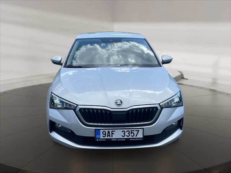 Škoda Scala 1,5 TSI Style - fotka 2 z 11