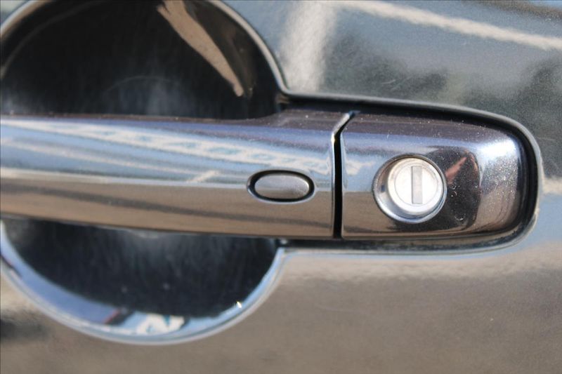 Suzuki SX4 1,6 VVT  4x4,KEYLESS,TAŽNÉ - fotka 23 z 25