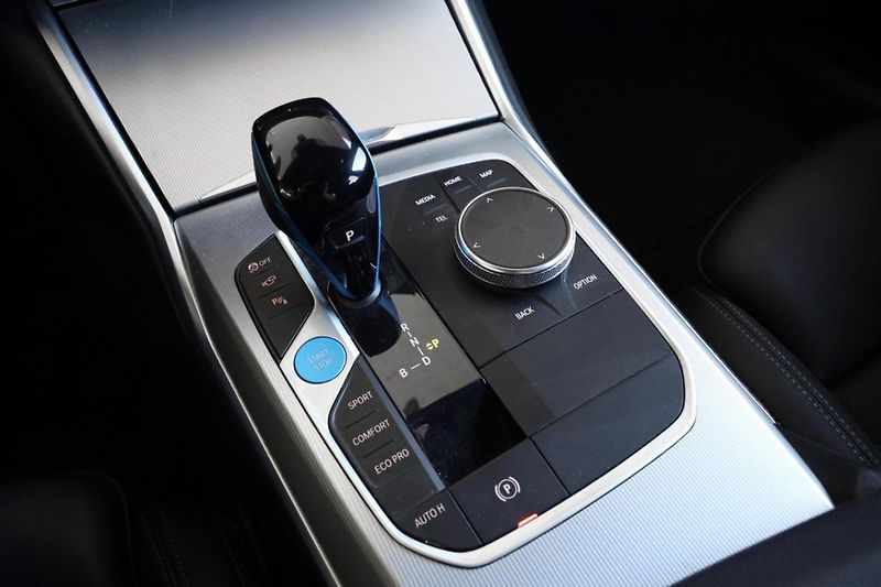 BMW i4 eDrive40 Gran Coupé - fotka 12 z 24