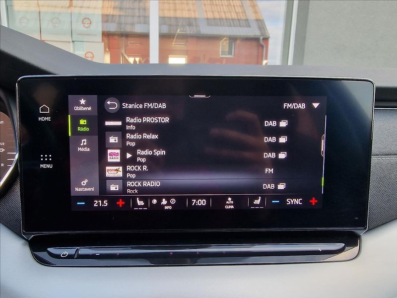 Škoda Octavia 2.0TDI 110kW Style Combi,1Maj - fotka 30 z 50