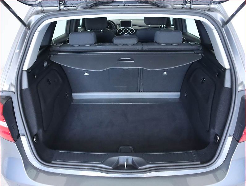 Mercedes-Benz Třídy B (2012) B 180, Automat, Serv.kniha - fotka 14 z 19