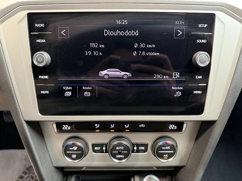 Volkswagen Passat 1.4 TSI BMT Comfortline - fotka 7 z 13