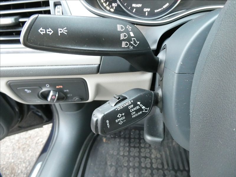 Audi A6 3,0 TDI 160kW quattro,2 x kola - fotka 32 z 54