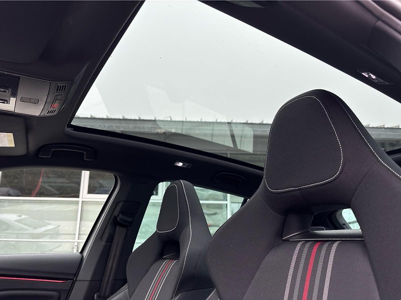 Škoda Scala 1,0 TSI 85 kW MONTE CARLO DSG - fotka 22 z 30