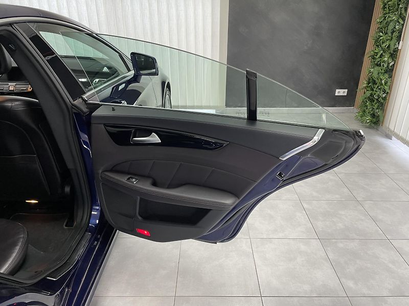 Mercedes-Benz CLS 350d 4MATIC ČR LED NAVI TOP !! - fotka 17 z 30