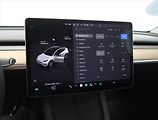 Tesla Model Y (2022) Long Range AWD 79kWh, SoH 93% - náhled 19